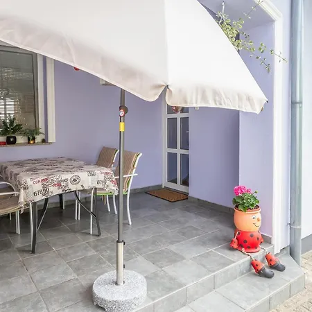 Katica Apartment *